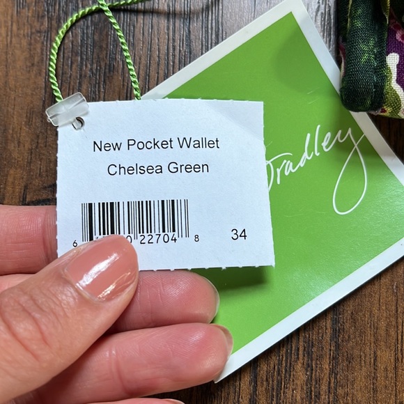 Vera Bradley Chelsea Green New Pocket Wallet - Picture 3 of 6